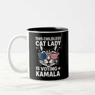 Diese kinderlose Katzenlady wählt Kamala bei der W Zweifarbige Tasse