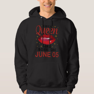 Diese Königin wurde am 05. Juni 2005 zum Geburtsta Hoodie