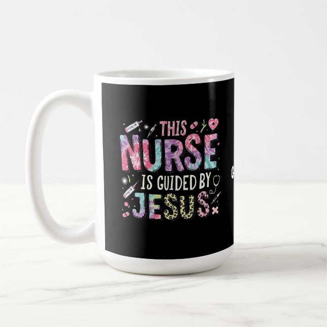 Diese Krankenschwester wird geleitet von Jesus, de Kaffeetasse (Links)