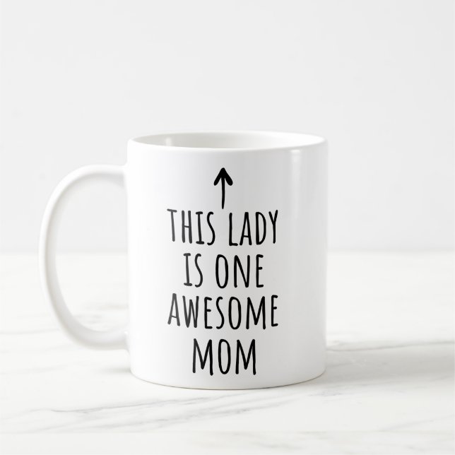 Diese Lady ist eine großartige Mutter Lustiger Mut Kaffeetasse (Links)