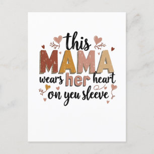 Diese Mama trägt ihr Herz am Schnabel Postkarte