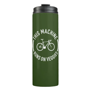 Diese Maschine fährt mit dem Fahrrad von Veggies Thermosbecher