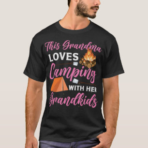 Diese Oma liebt Camping mit cooler Tina Martin T-Shirt
