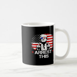 Diese Trump Fingers Pro Trump Flag American (auf B Kaffeetasse