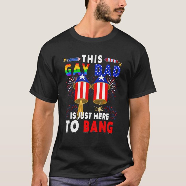 Dieser Gay-Vater ist gerade hier, um das Feuerwerk T-Shirt (Vorderseite)