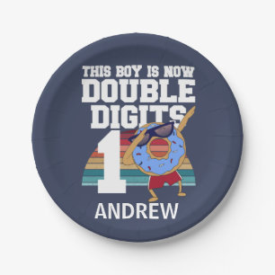 Dieser Junge ist jetzt zweistellig, sonniger 10. G Pappteller