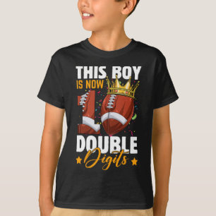 Dieser Junge jetzt 10 zweistellige Fußball 10 Jahr T-Shirt