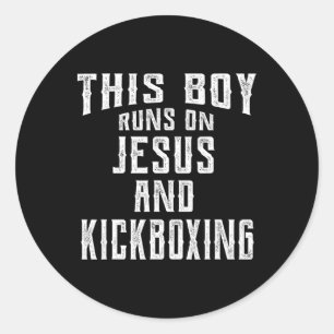 Dieser Junge läuft auf Jesus und Kickboxen Christi Runder Aufkleber
