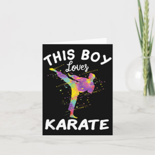 Dieser Junge liebt Karate Karte