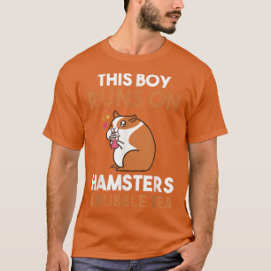 Dieser Junge rennt auf Bubentee und Hamsters T-Shirt