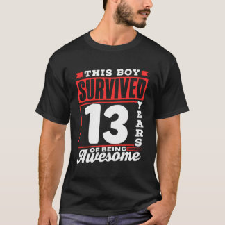 Dieser Junge überlebte 13 Jahre als Phantastische T-Shirt