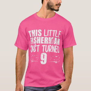 Dieser kleine Fisherman drehte sich gerade um den T-Shirt