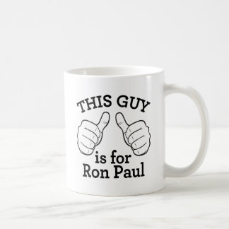 Dieser Typ ist für Ron Paul Tasse