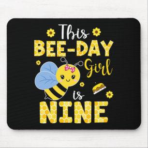 Dieses Bee-Day-Mädchen ist neun 9 Jahre alt 9. Geb Mousepad