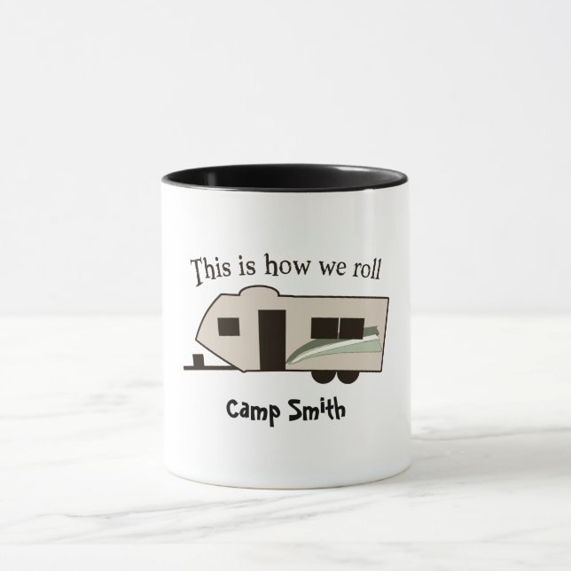 Dieses ist, wie wir Tasse rollen (Zentrum)