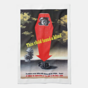 Dieses Kind fand eine Blinde Geschirrtuch