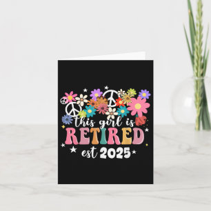 Dieses Mädchen ist 2025 Retro Shirt floraler Retir Karte