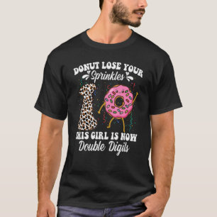 Dieses Mädchen ist jetzt 10 zweistellige Ziffern, T-Shirt