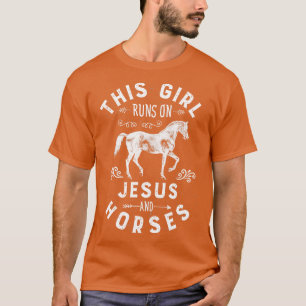 Dieses Mädchen läuft auf Jesus und Pferden Rad fah T-Shirt