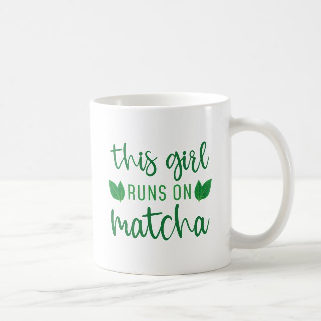 Dieses Mädchen läuft auf Matcha Kaffeetasse (Rechts)
