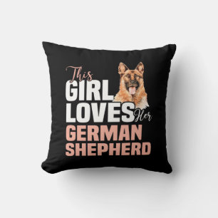 Dieses Mädchen Liebe ihren deutschen Schäferhund Kissen