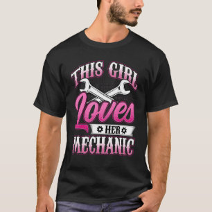 Dieses Mädchen Liebe ihren Mechaniker G T-Shirt
