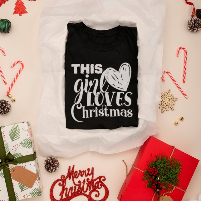 Dieses Mädchen Lieben Weihnachts-Herz White Typogr T-Shirt (Von Creator hochgeladen)