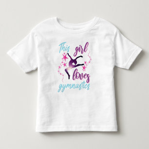 Dieses Mädchen liebt Gymnastik Stars Sprung Kleinkind T-shirt