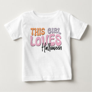Dieses Mädchen liebt Halloween Baby T-shirt