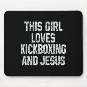 Dieses Mädchen liebt Kickboxen und Jesus Lustiges Mousepad