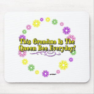Dieses Oma ist die Queen Bee Alltag Blume Ring Mousepad