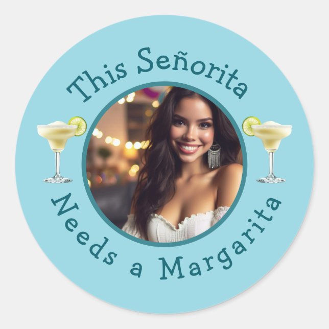 Dieses Señorita braucht ein Margarita Custom Foto Runder Aufkleber (Vorderseite)