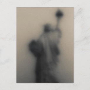 Diffused image of the Statue of Liberty Postkarte
