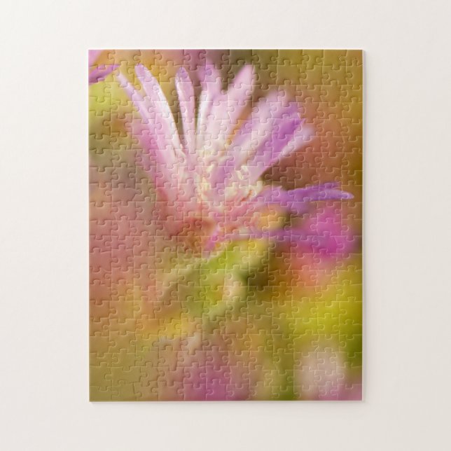 diffuses Bild einer farbigen, sukkulenten Blume Puzzle (Vertikal)