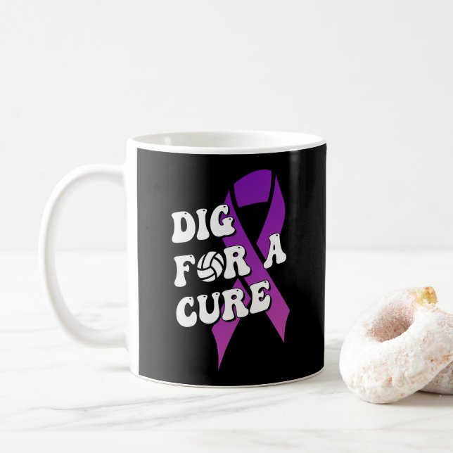 Dig for a cuure, Brustkrebs Awareness Volleyball Kaffeetasse (Mit Donut)