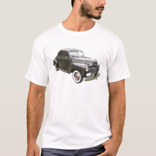 Digital erhöhtes Bild von schwarzen Plymouth 1941 T-Shirt