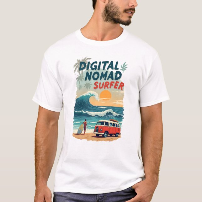 Digital Nomad Surfer Beach T-Shirt (Vorderseite)