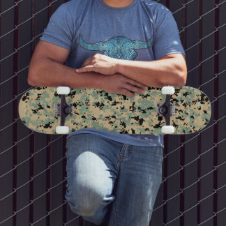 Digitale Tarnung – Tan-Grün MED-Tarnmuster Skateboard