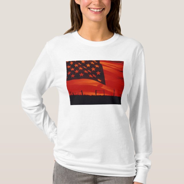 Digitaler Verbund der amerikanischen Flagge T-Shirt (Vorderseite)