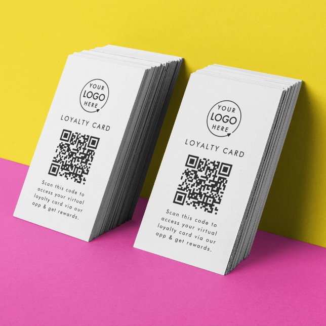 Digitales Logo mit virtueller Prämie App QR Code Treuekarte (Professional loyalty card template with interactive QR code for small business customer retention.)