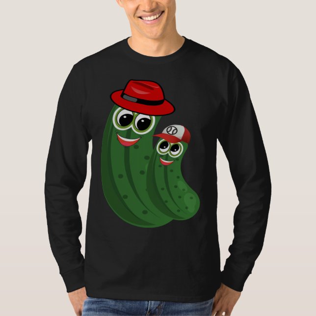 Dill Pickle Dad and Son Wearing Hats T-Shirt (Vorderseite)