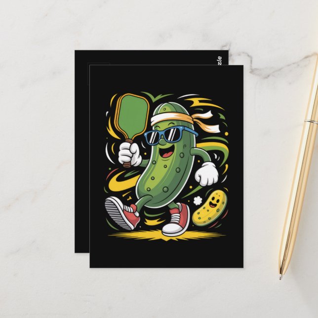 Dillgurke spielt Pickleball Postkarte (Vorderseite/Rückseite Beispiel)
