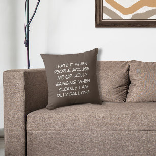 Dilly Dally Saddle Brown Throw Kissen