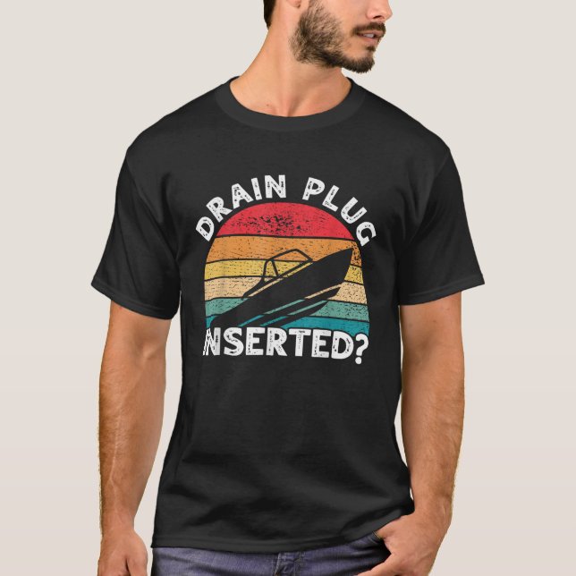 Din Plug eingesteckt Funny Boating Retro Boaters B T-Shirt (Vorderseite)