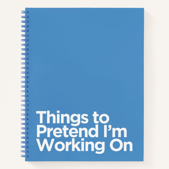 Dinge, um so zu tun, als würde ich am Notebook arb Notizbuch (Vorderseite)