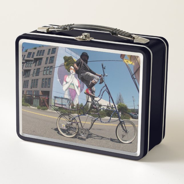 Dingo Dizmal in Portland Metall Brotdose (Vorderseite)