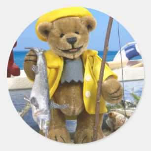 Dinky Bears: Fisherman Runder Aufkleber