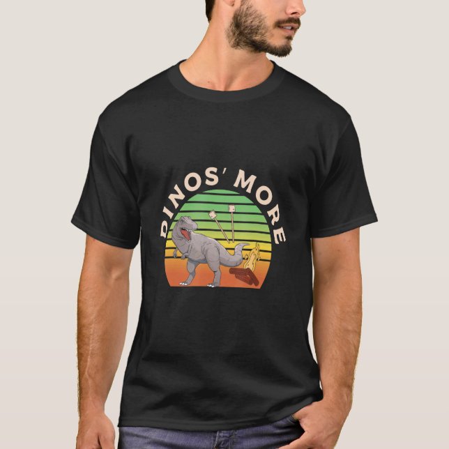 Dino S'more Wilderness Nature Outdoor Campo T-Shirt (Vorderseite)