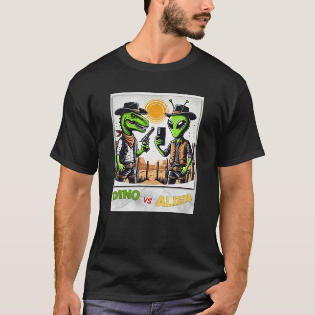 Dino UFO Selfie: Dino vs Alien (Man Tshirt) #08 T-Shirt (Vorderseite)