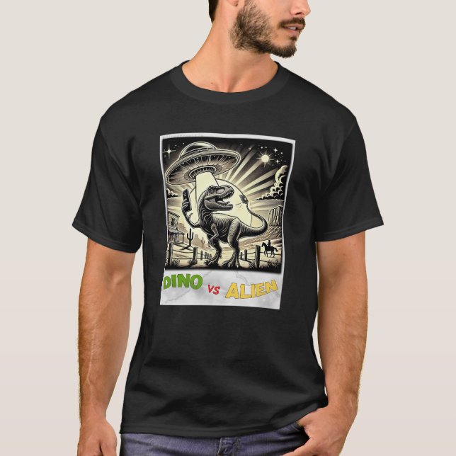 Dino UFO Selfie: Dino vs Alien (Man Tshirt) #09 T-Shirt (Vorderseite)